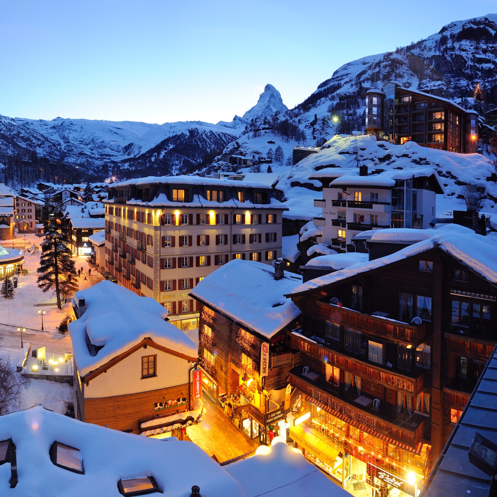 Ski- und Snowboardkurse für alle Niveaus und Altersgruppen